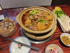 -沙胆彪炭炉牛杂煲(上海日月光广场店)