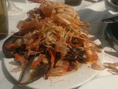 -领鲜活海鲜榴莲自助火锅(东门店)