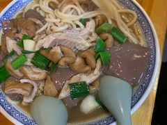 -锦泓老字号猪脏粉(东联大厦店)