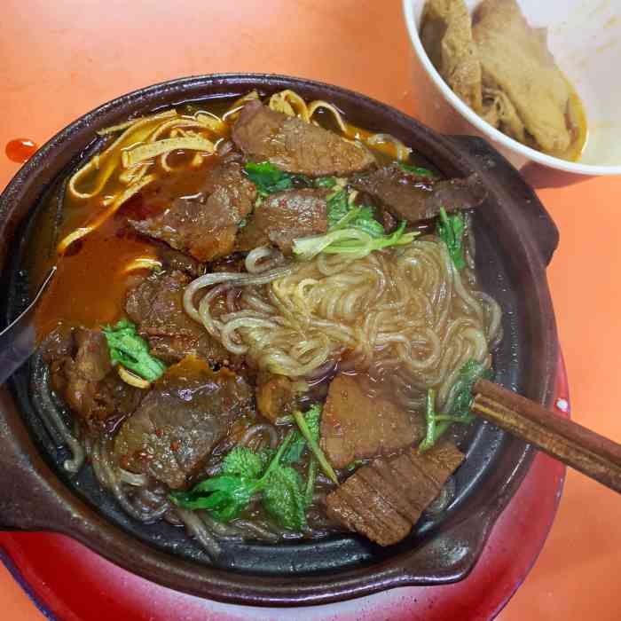 小辣椒砂锅牛肉粉丝-"老板热情,味道也不错,推荐!"-大众点评移动版