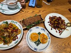 -一坐一忘云南菜(嘉里中心店)
