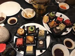 -半岛翡丽海鲜自助餐厅(观风亭店)