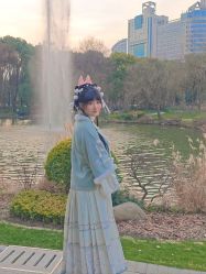 -汉仪华裳汉服馆(打浦桥店)