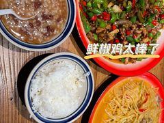 -泥糊破店小酒馆·团建聚餐(南京西路店)