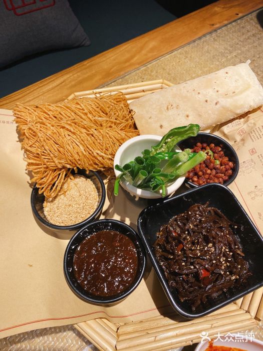 大张烙馍村(绿地店)烙馍卷馓子图片