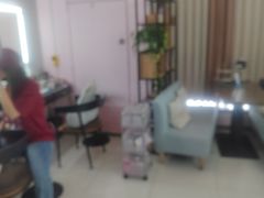 -ME觅妆·定制美妆·彩妆私教(菱角湖店)