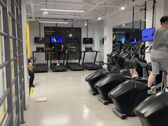 -发条鸭无人健身房(浦东北艾路店)
