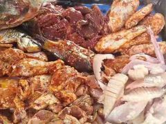 -三圣里·中餐宴请·自助烤肉·烤全羊·柴火鸡(旗舰店)