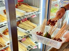 -拈签一笑黄牛肉辣卤串串