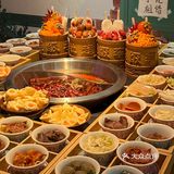 南京也有整桌盖碗菜火锅了！好吃不贵！·