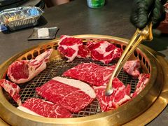 -铭牛烧肉·和牛海鲜自助(高新月牙湖店)