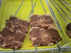 -烤肉小伙烤肉店