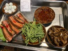 -周幺妹重庆老火锅(银泰城总店)