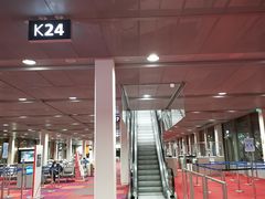 -CHANEL(戴高乐机场T 2E店)
