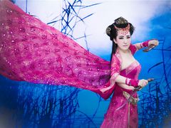宁珂-九月鹰飞汉服摄影工作室