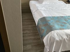 -花居酒店(苏州高教区尹山湖地铁站店)