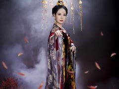 -九月鹰飞汉服摄影工作室