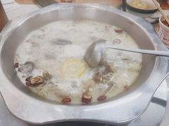养生鸡汤锅-壹道鸣·药膳鸡(月苑店)