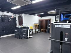 -坚果健身24小时工作室(定西路店)
