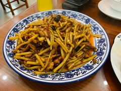 鱼香肉丝-椒香川流不息川菜馆(二七北路店)