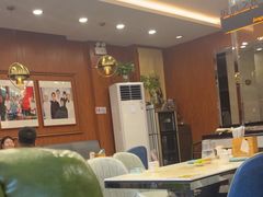 -高玛纳驴肉火烧(一世界店)