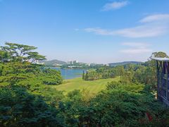 -深圳隐秀山居酒店