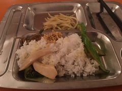 餐饮设施-色达喇荣五明佛学院