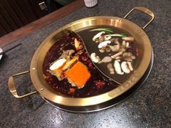 -小天鹅火锅·一线江景洪鼎旗舰店(洪崖洞店)