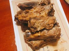 -鸿运美食府