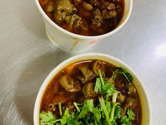 肥肠牛腩二合一面-中山牛肉肥肠粉面馆(军工社区店)