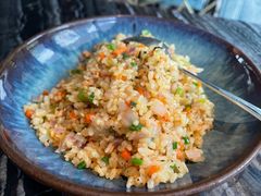 三文鱼炒饭-花见无国界料理(科林楼店)