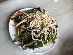 -闫家驴肉老店(华电一校店)