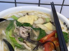 -蒙自源米线(东城星河城店)