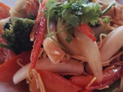 -Lanterns Vietnamese Restaurant