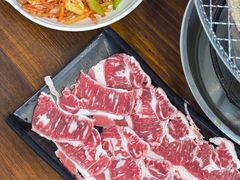 -韩风烤牛肉冷面店