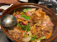-胡须佬鸡煲四季火锅(海雅缤纷城店)