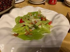 -渝半城经典川粤菜(重庆天地店)