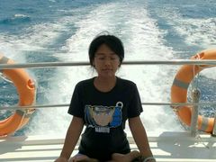 -亚龙湾海底世界