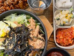 -吴草鸡爪오초닭발韩食堂(融恒盈嘉中心店)