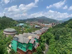 -客天下恐龙水晶玻璃桥