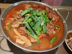 -肖四女乐山跷脚牛肉(滨江天街店)
