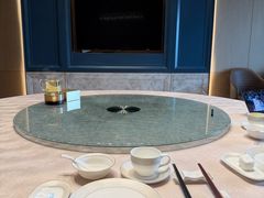 -景月阁空中食府(希尔顿酒店)