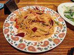 酸辣土豆丝-柴窝堡22号辣子鸡·传承新疆菜