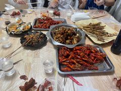 -郑记•不夜城烧烤•龙虾•虾蟹(黄鹤楼店)