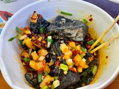 -黄兴南路步行商业街