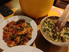 -爱碗亭·鲜炒湖南菜(壹城中心店)