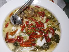 -姚姚酸菜鱼·金戈戈香港豉油鸡(喜荟城联名店)