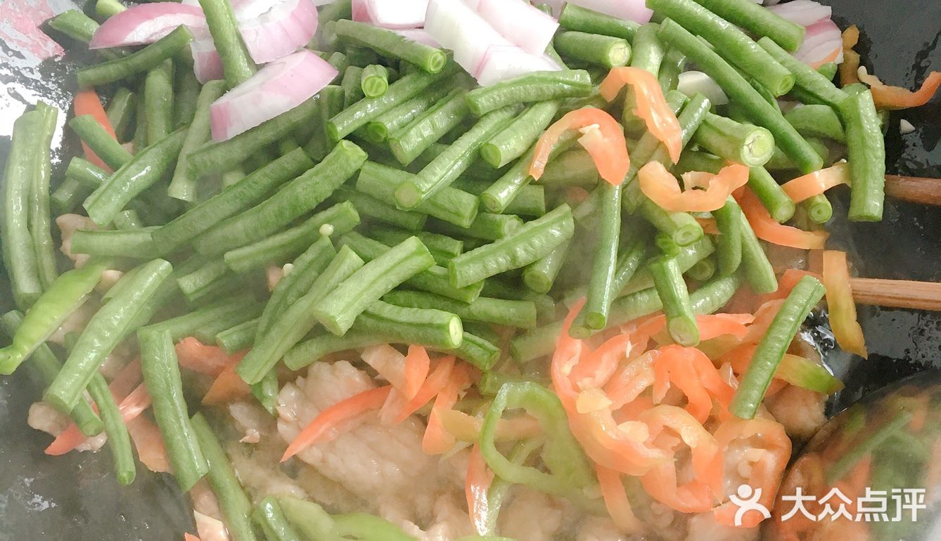 豆角炒肉,又是一道家常的下饭菜