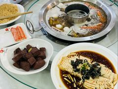 -丽清大别山鹅火锅(潜山路店)