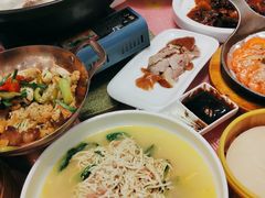 -香山湖家家宴(中山陵店)